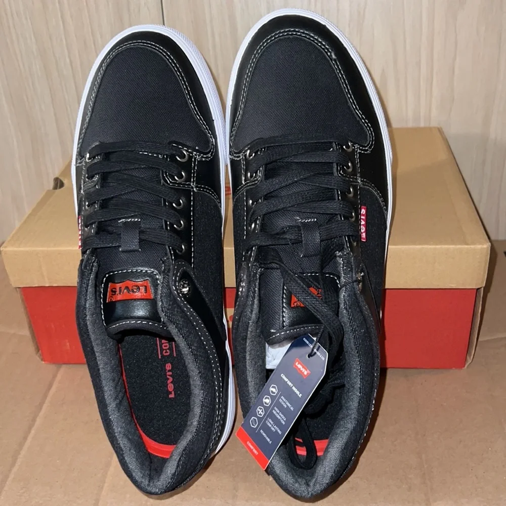 NWT Levi Sneakers - Picture 3 of 4